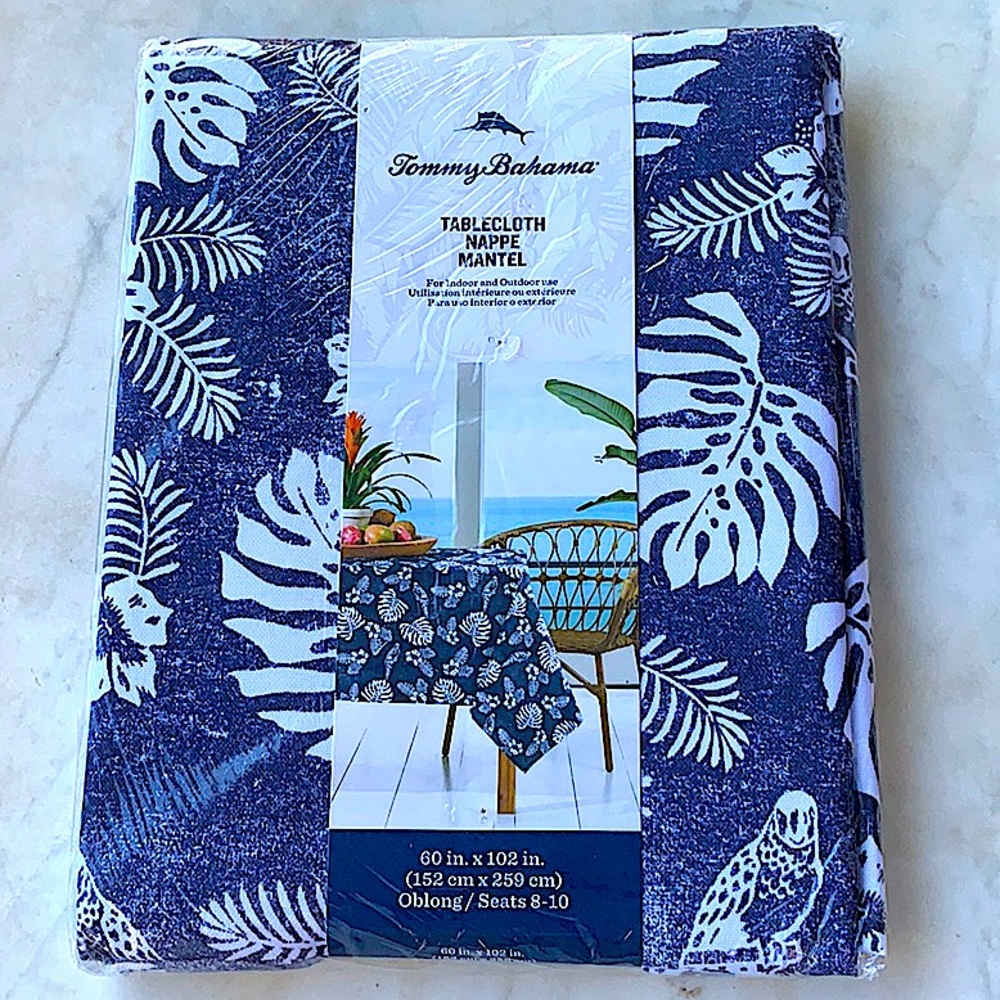 TOMMY BAHAMA TABLECLOTH 60 IN BY 102 IN OBLONG NAVY WHITE FLORAL BIRDS